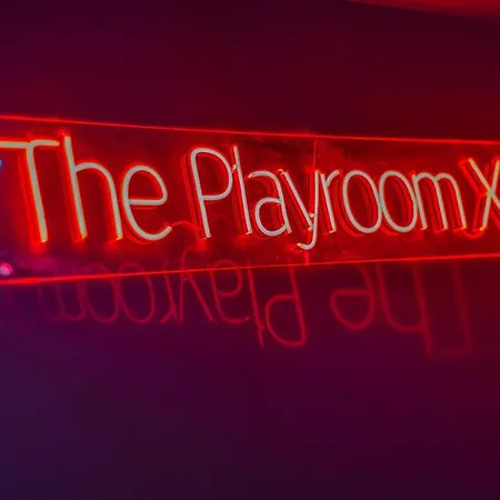 Playroom XXL Loft: Adult Spa Retreat with Rooftop Views Libourne Exterior photo