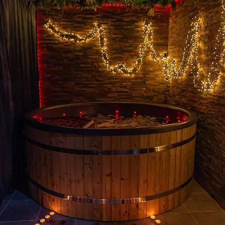 Playroom XXL Loft: Adult Spa Retreat with Rooftop Views Libourne Exterior photo